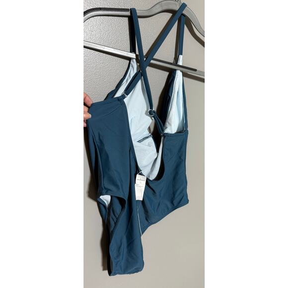New with Tag Cupshe Teal Blue Deep V Neck size Large Swimsuit - Picture 3 of 6